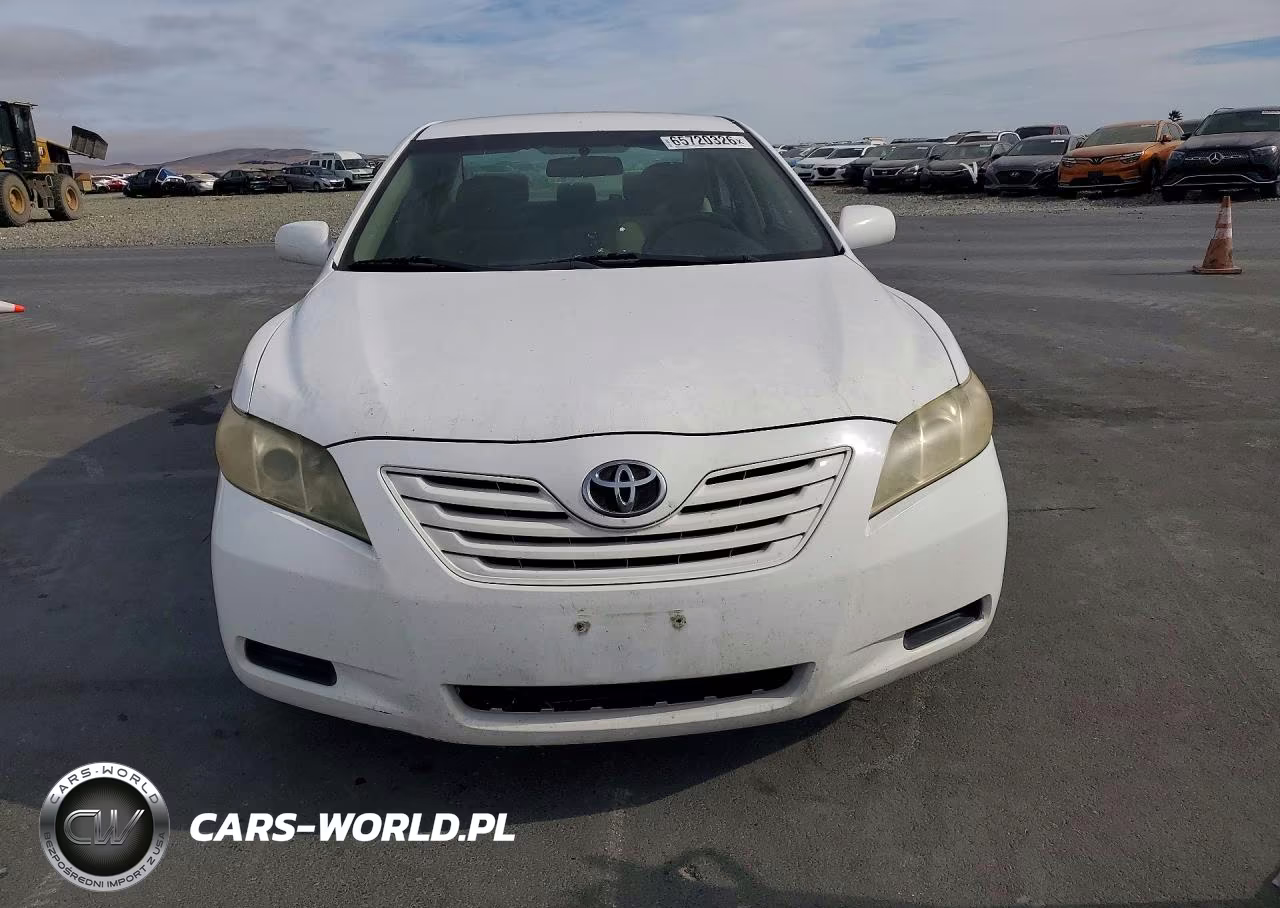 2008 Toyota Camry Le VIN:4T1BE46K88U739305 - 5