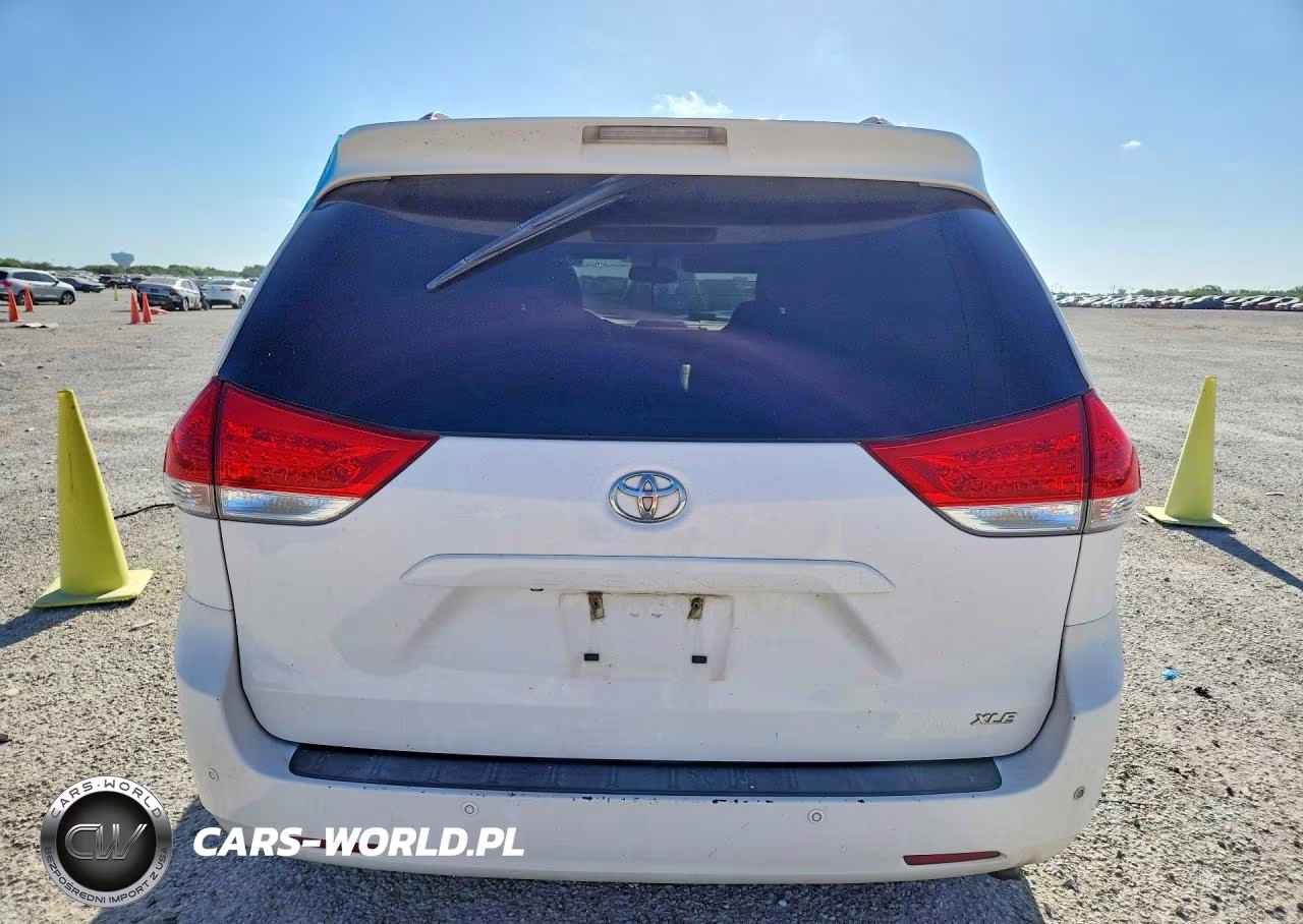 2014 Toyota Sienna Xle 8-Passenger VIN:5TDYK3DC7ES515438 - 6