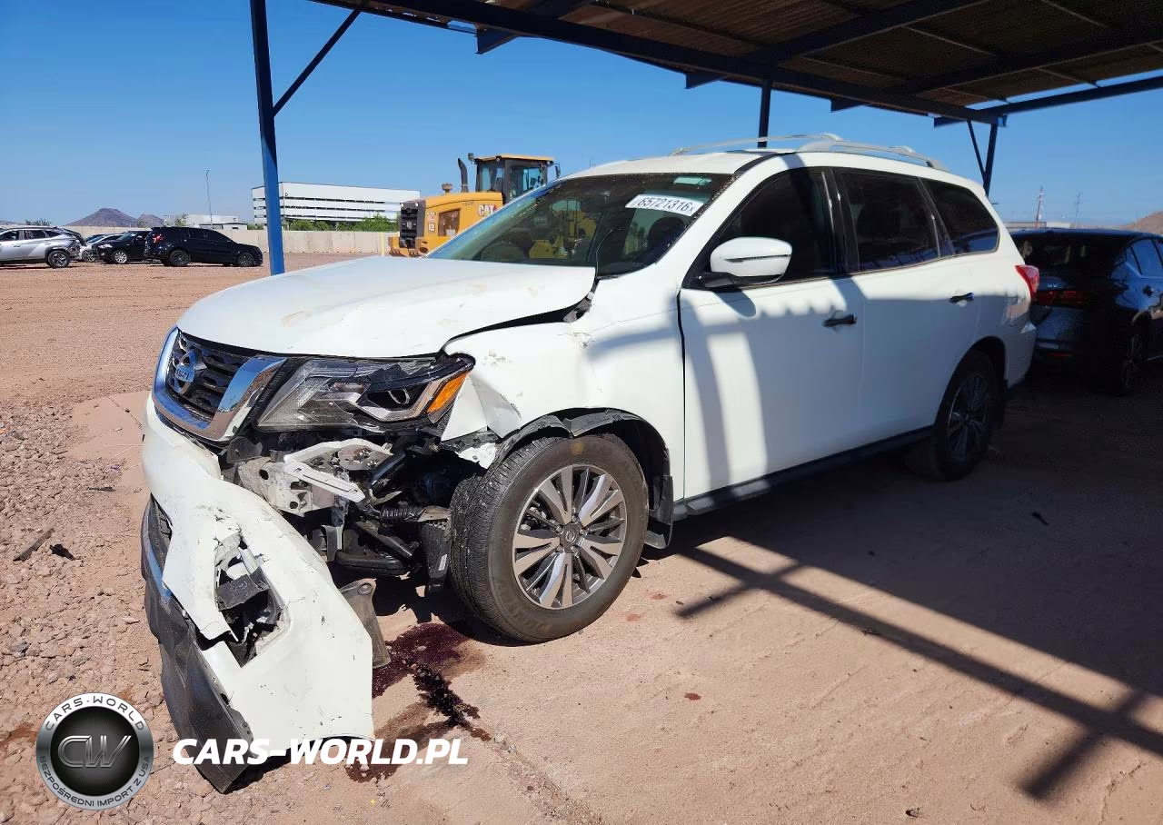 2020 Nissan Pathfinder Sv