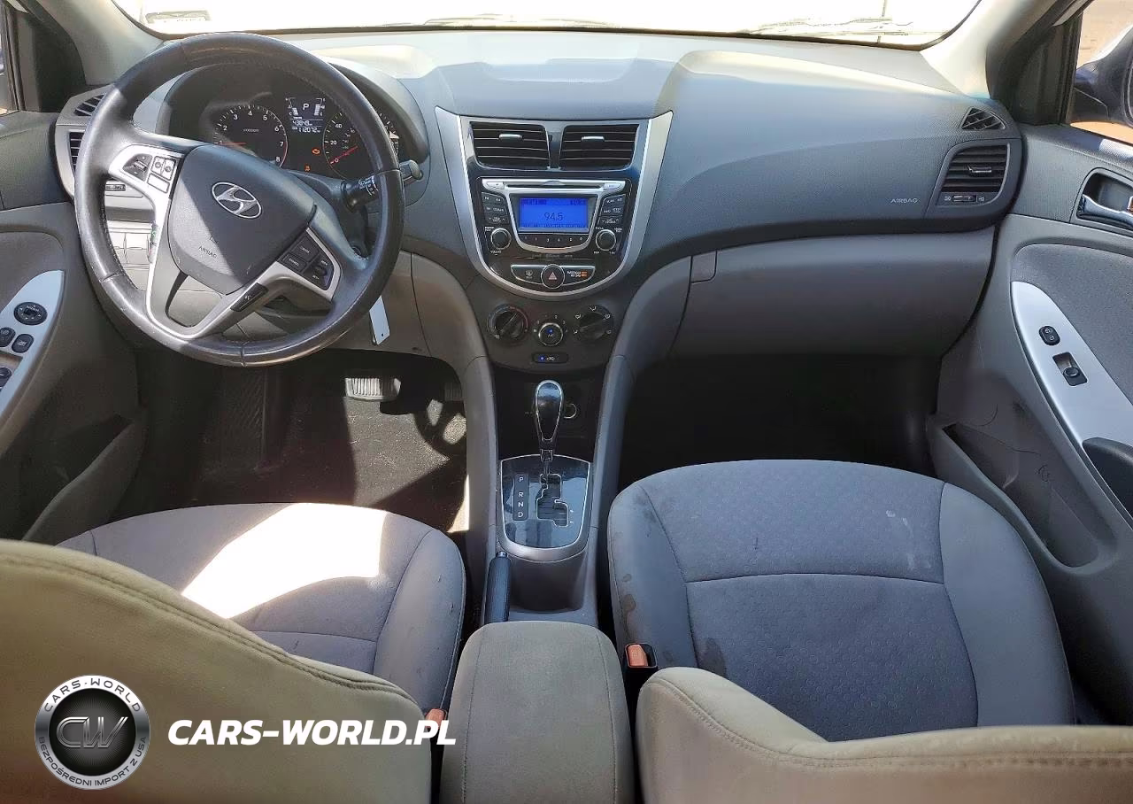 2013 Hyundai Accent Se VIN:KMHCU5AE7DU133812 - 8