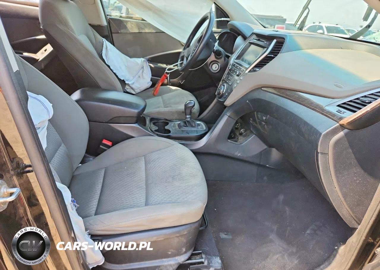 2017 Hyundai Santa Fe Se VIN:KM8SMDHF6HU202063 - 7