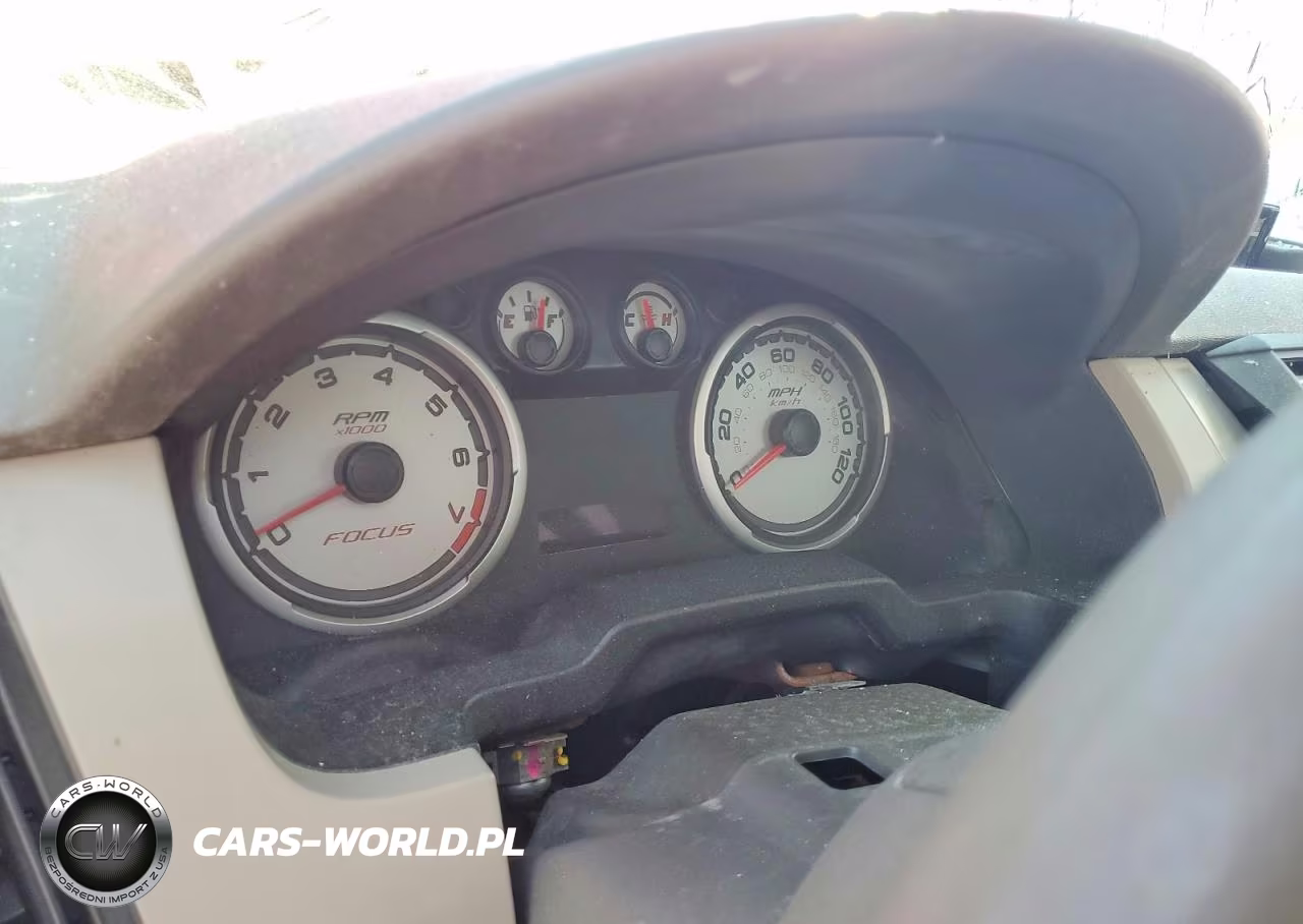 2008 Ford Focus Se VIN:1FAHP33N98W112902 - 9