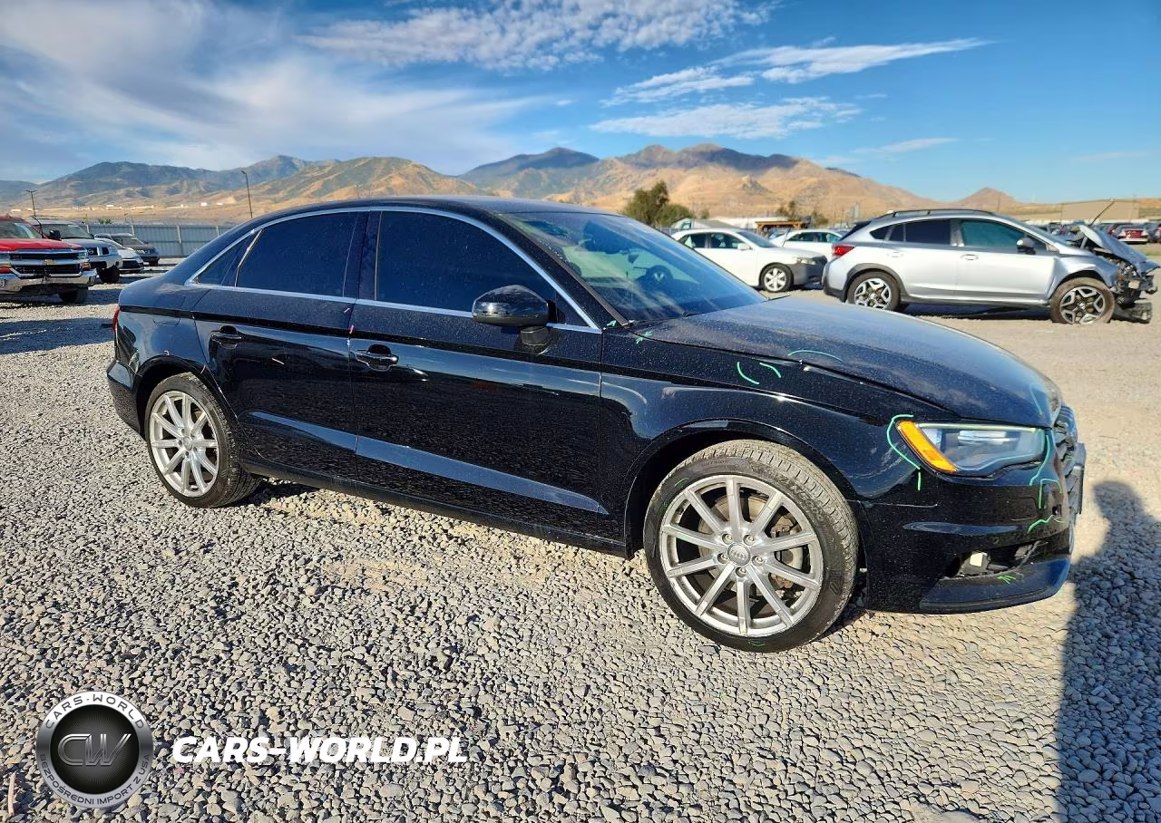 2015 Audi A3 Premium Plus VIN:WAUCCGFF1F1010223 - 4