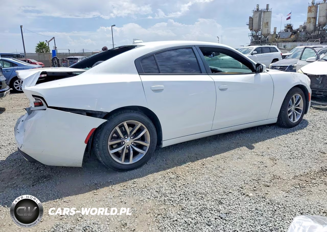 2016 Dodge Charger Sxt VIN:2C3CDXHG8GH357089 - 3