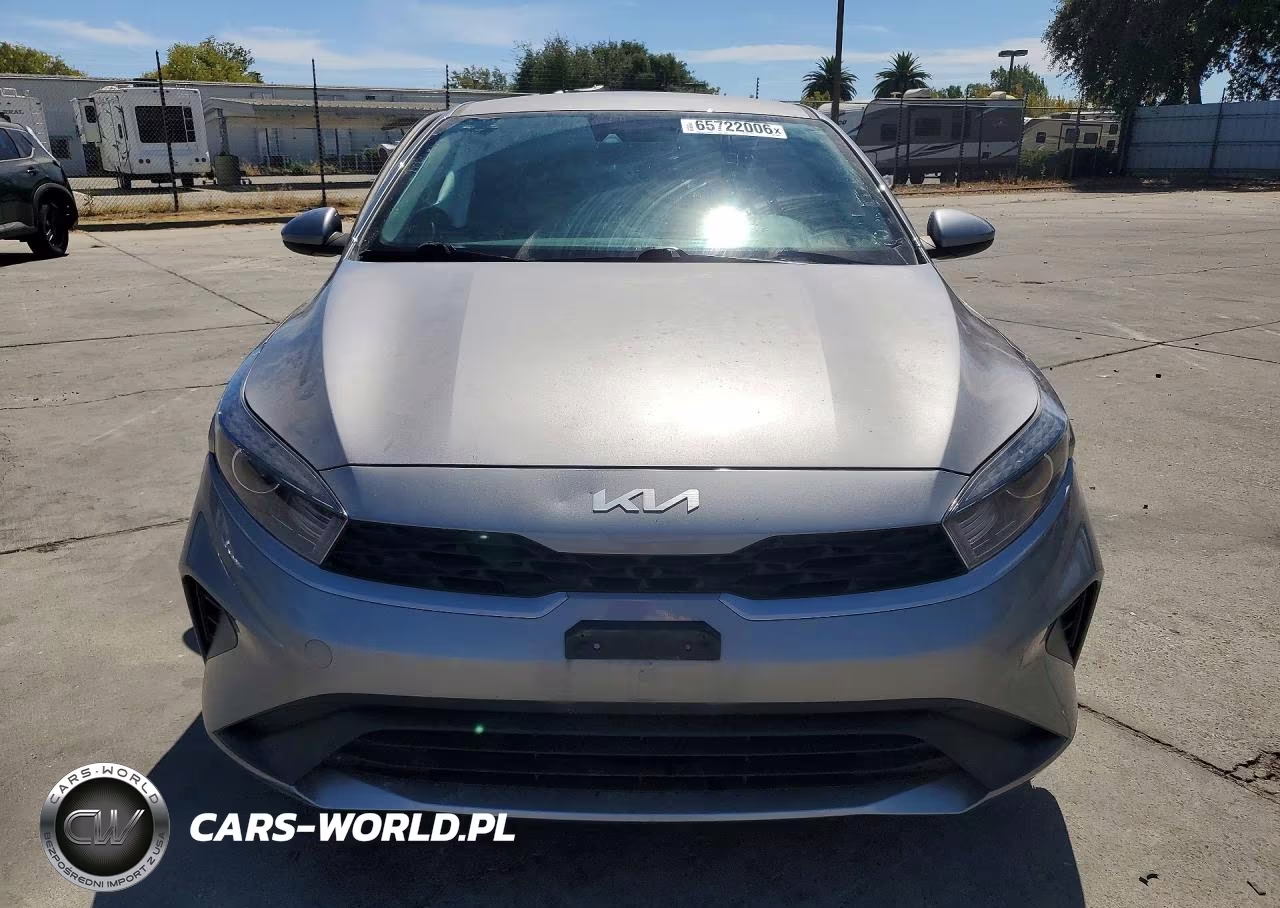 2023 Kia Forte Lxs VIN:3KPF24AD3PE552056 - 5