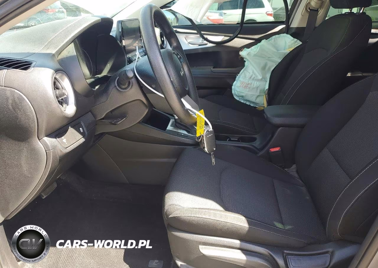 2023 Kia Forte Lxs VIN:3KPF24AD3PE552056 - 7