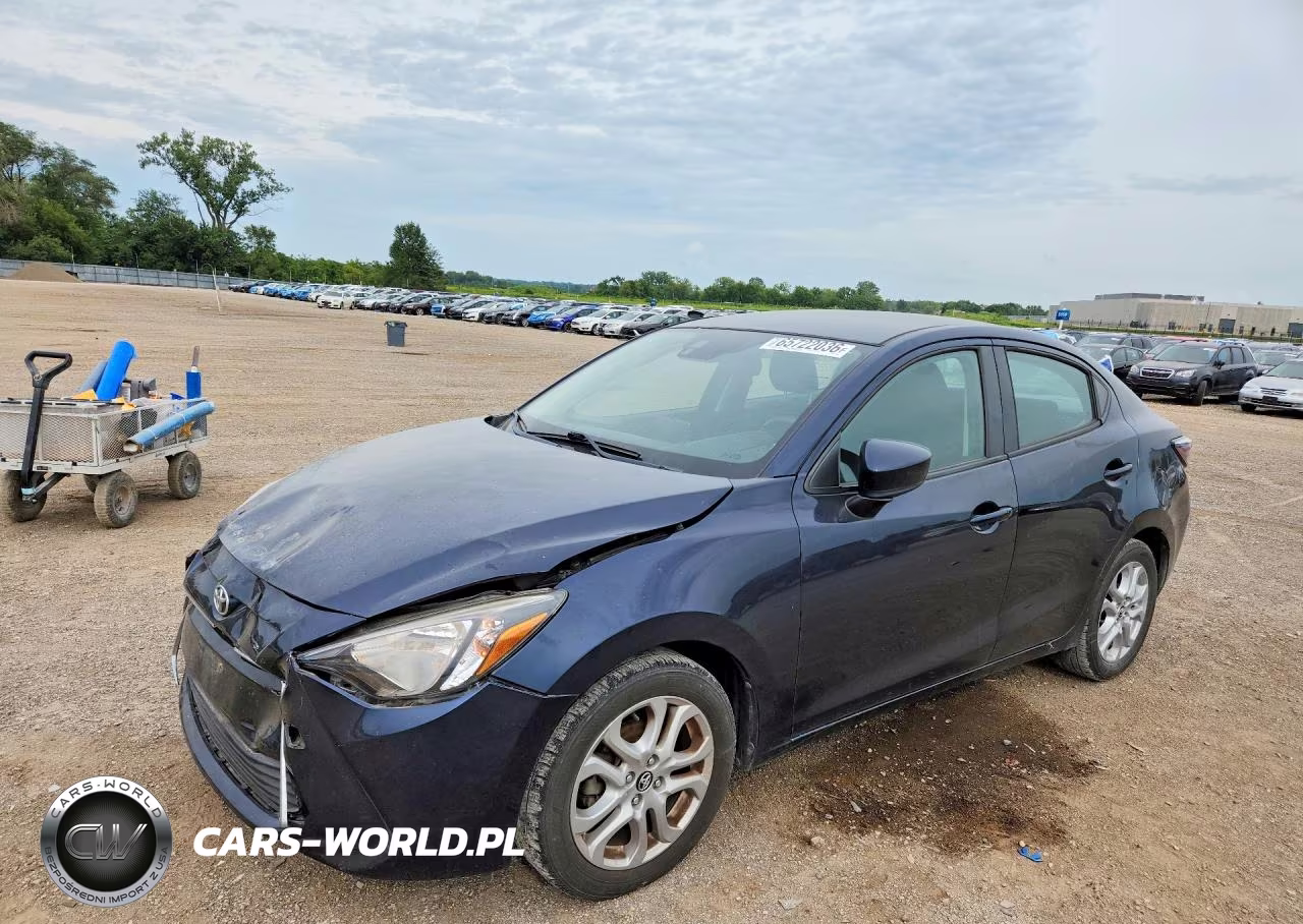2018 Toyota Yaris Ia Base
