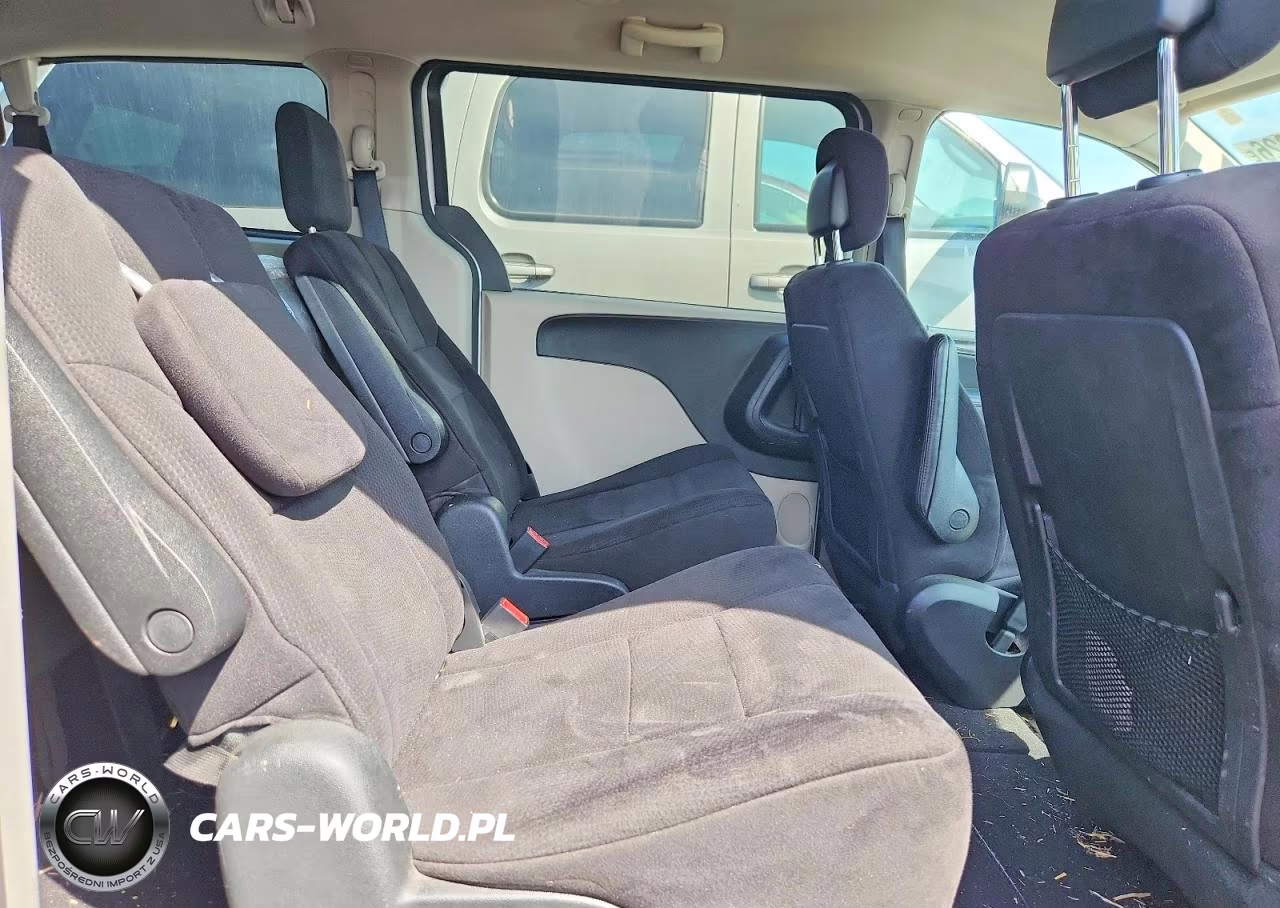 2011 Dodge Grand Caravan Express VIN:2D4RN4DG8BR679955 - 11