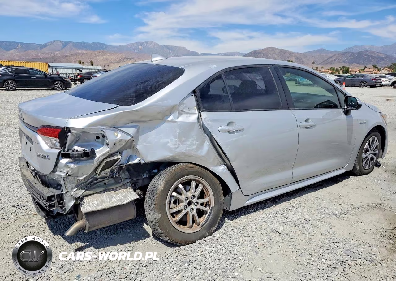 2020 Toyota Corolla VIN:JTDEBRBE7LJ028552 - 3