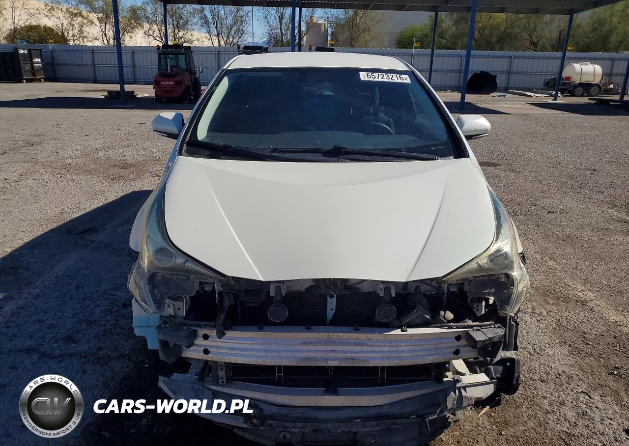 2016 Toyota Prius Two Eco VIN:JTDKARFU1G3010811 - 5