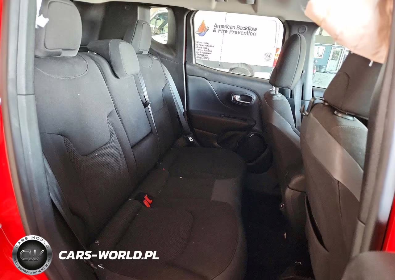 2018 Jeep Renegade Latitude VIN:ZACCJABB5JPH63772 - 10