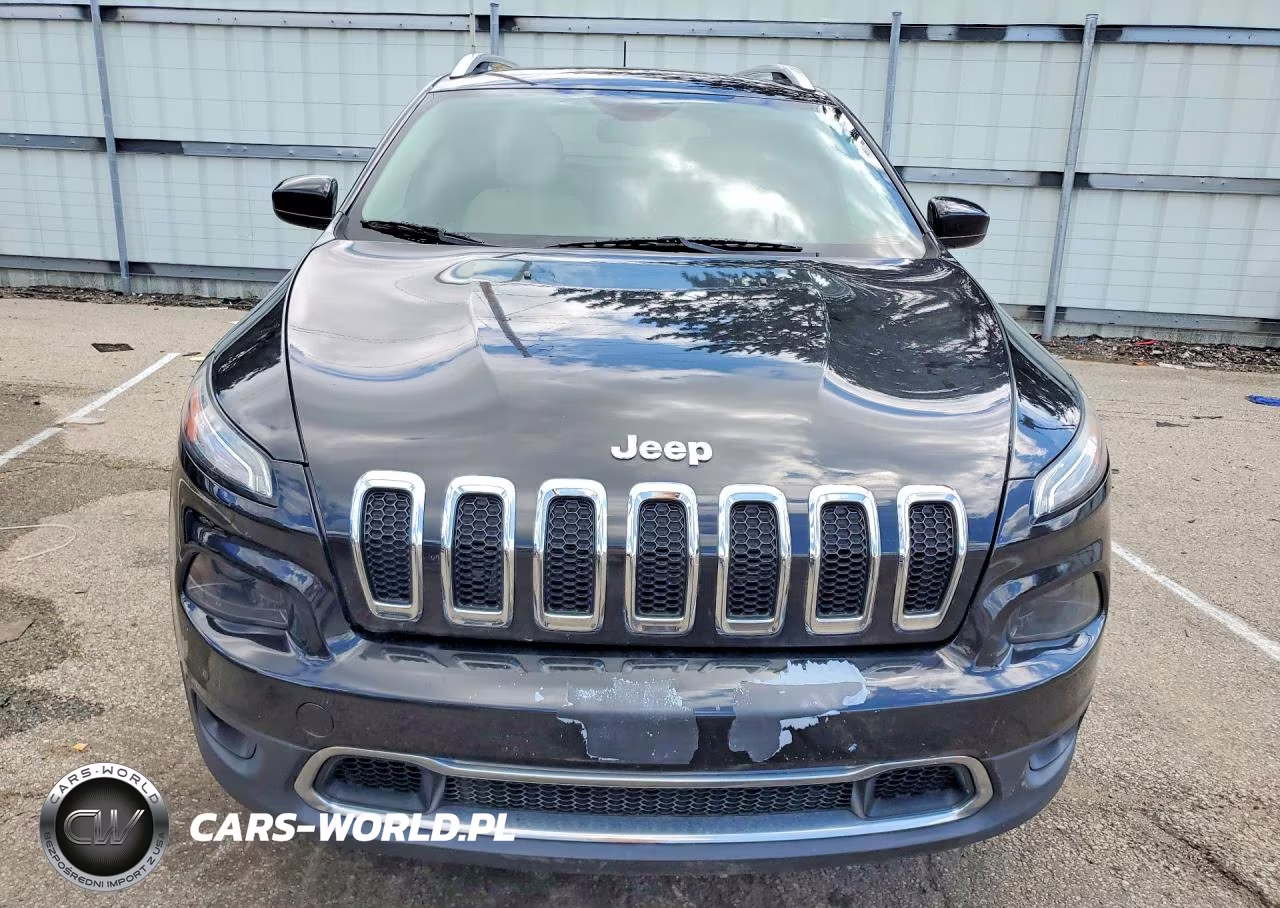 2016 Jeep Cherokee Latitude VIN:1C4PJLCS2GW207894 - 5