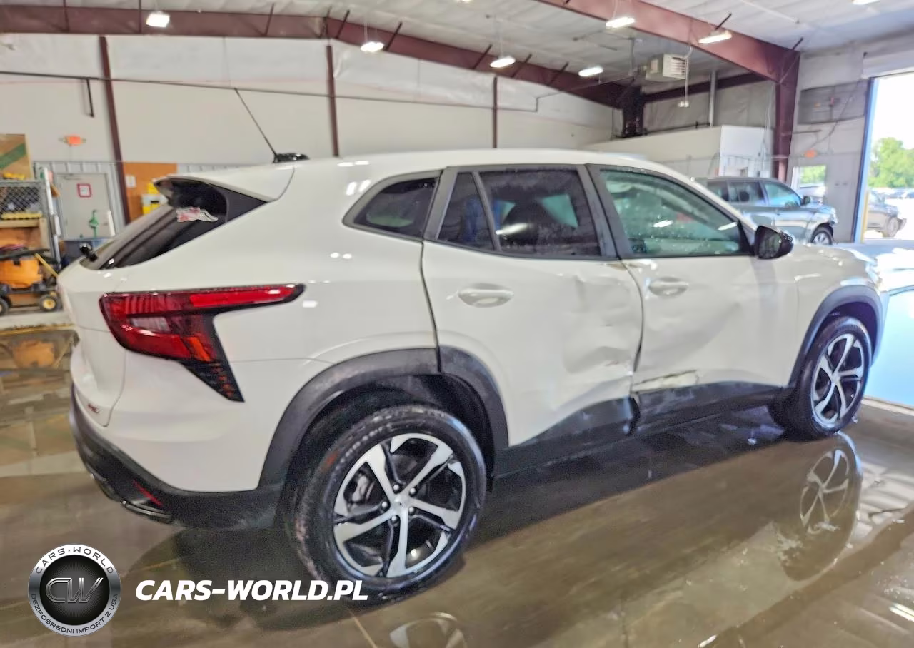 2024 Chevrolet Trax 1Rs VIN:KL77LGE28RC143909 - 3