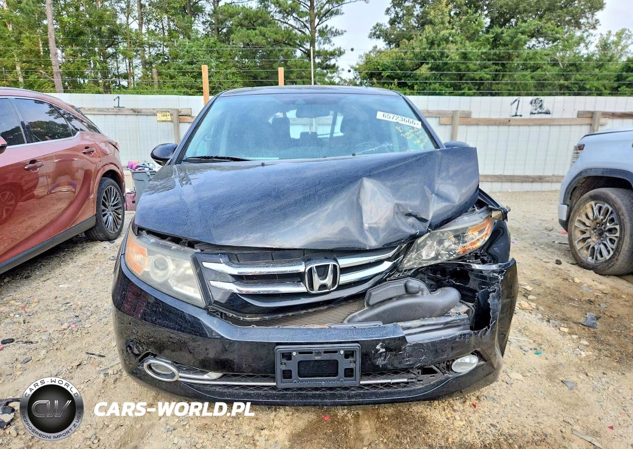 2015 Honda Odyssey Touring VIN:5FNRL5H99FB023849 - 5
