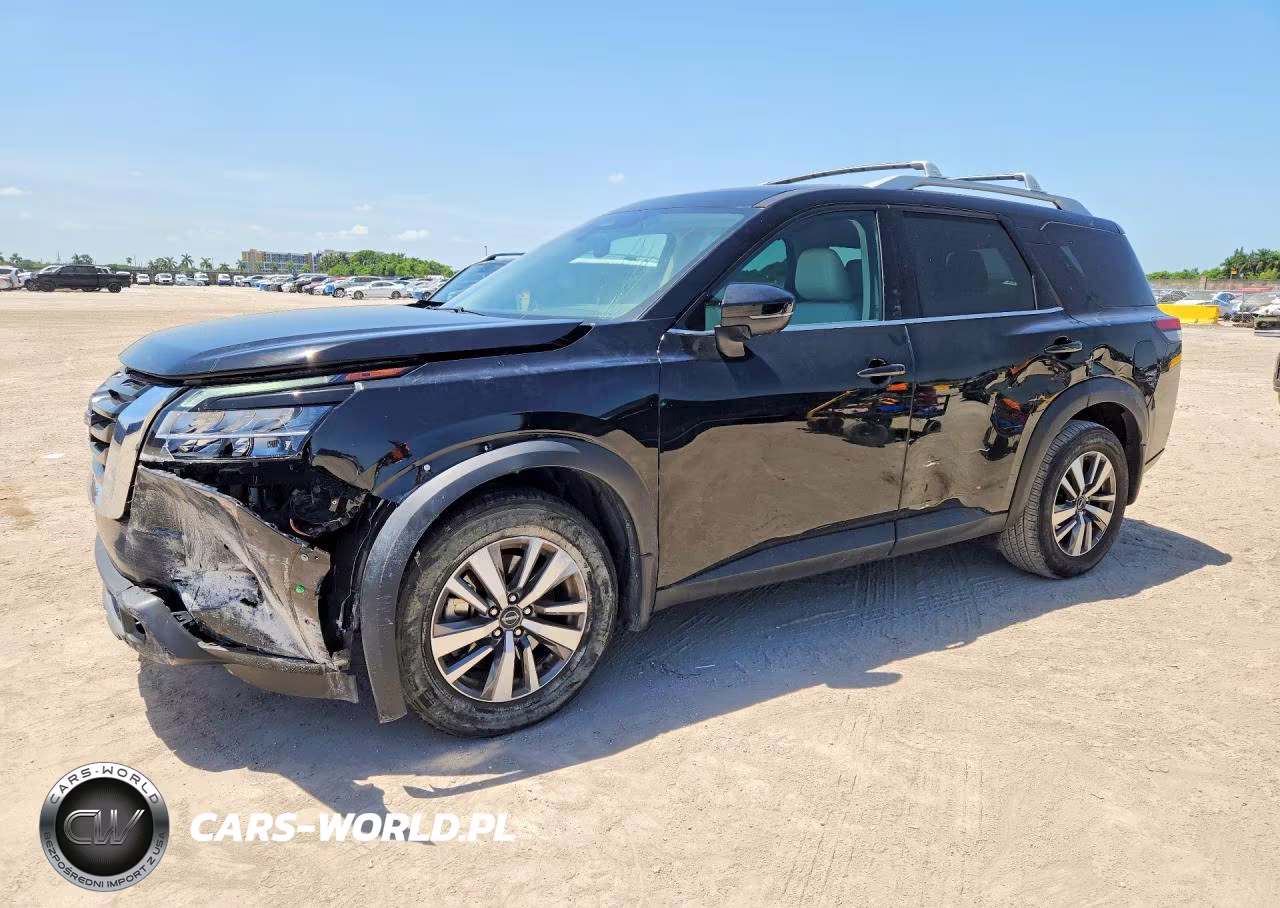 2024 Nissan Pathfinder Sl