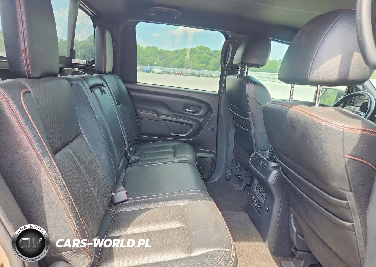 2020 Nissan Titan Pro-4X VIN:1N6AA1ED4LN501450 - 10