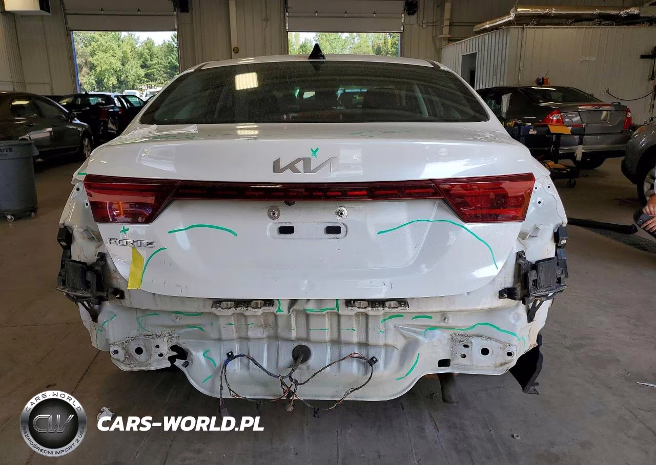 2023 Kia Forte Lxs VIN:3KPF24AD2PE593973 - 6