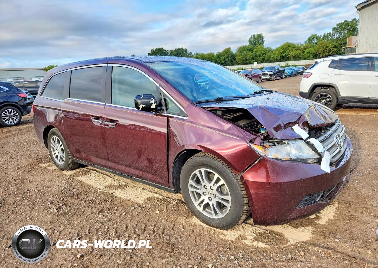 2013 Honda Odyssey Exl VIN:5FNRL5H67DB016319 - 4