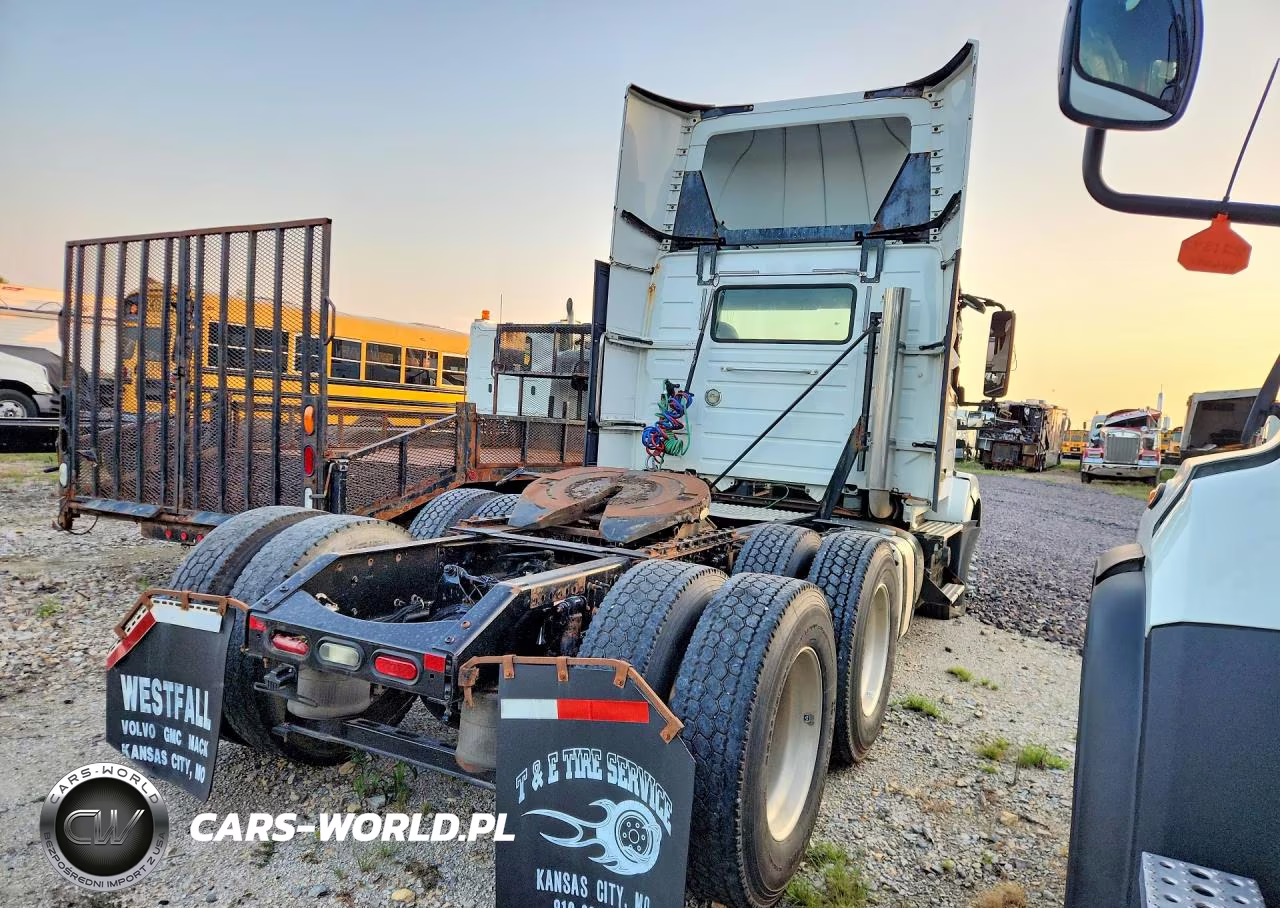 2017 Volvo Vnl Semi Truck VIN:4V4NC9EH6HN974102 - 3
