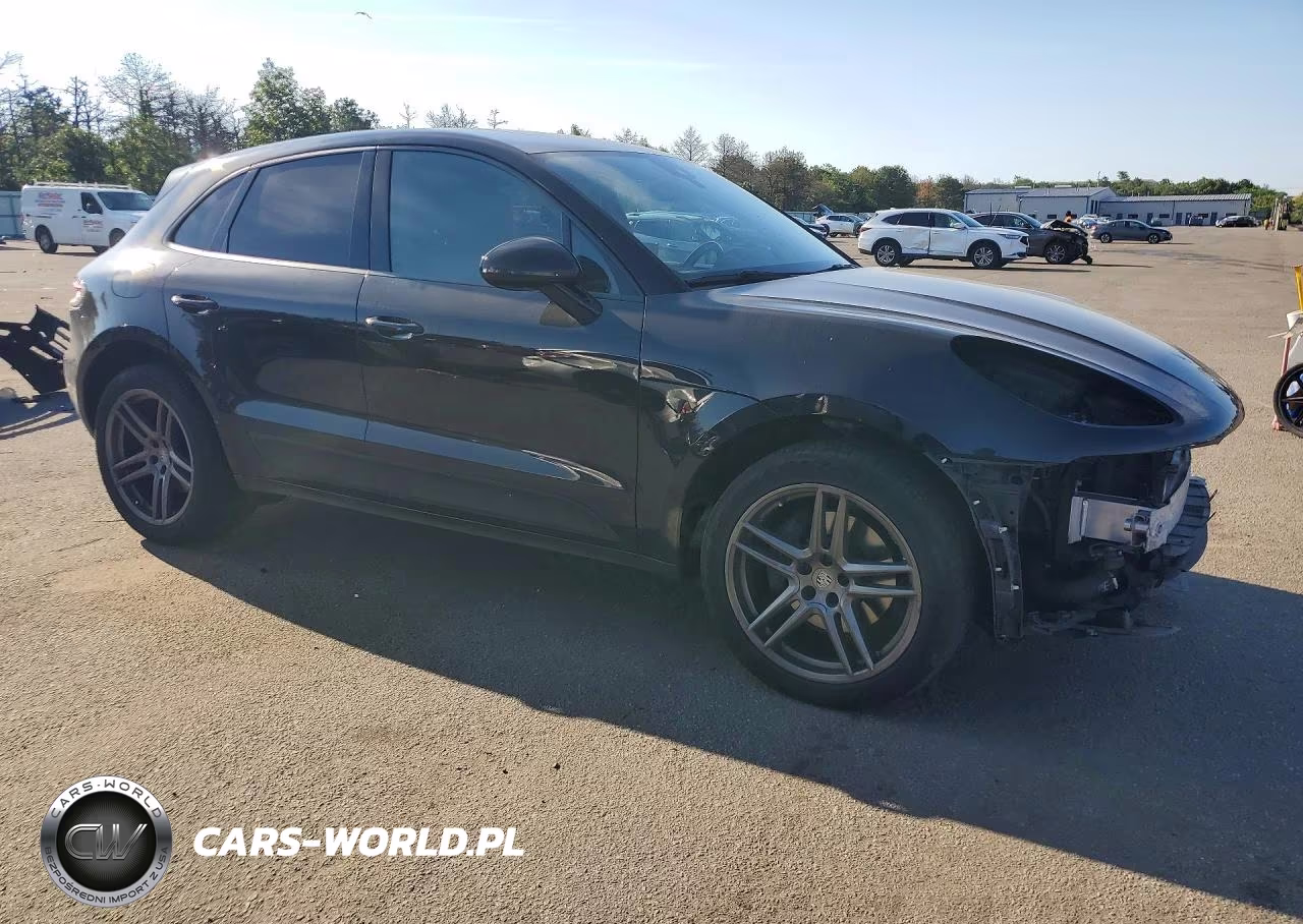 2019 Porsche Macan VIN:WP1AA2A52KLB01323 - 4