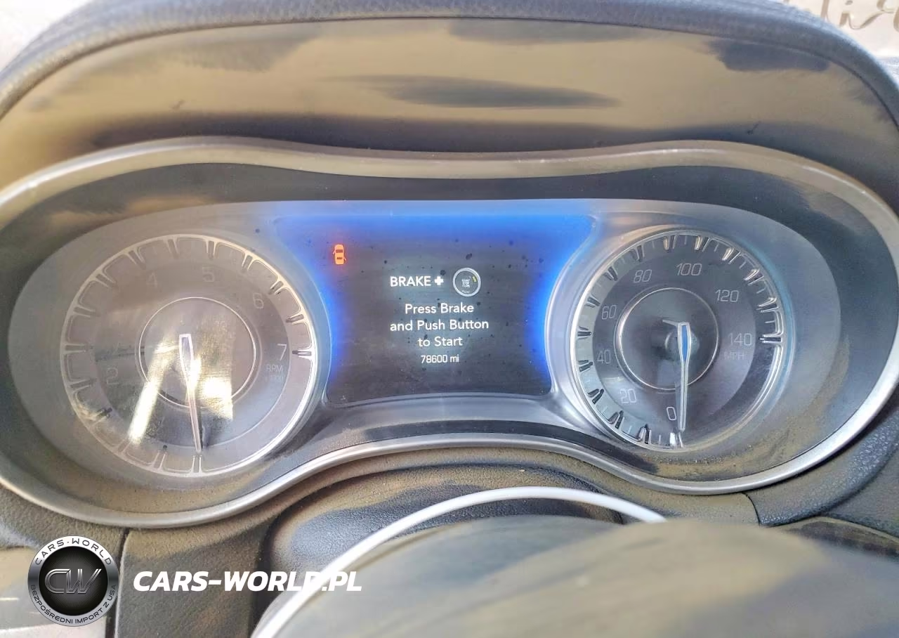 2021 Chrysler 300 Touring VIN:2C3CCAAG9MH683425 - 9