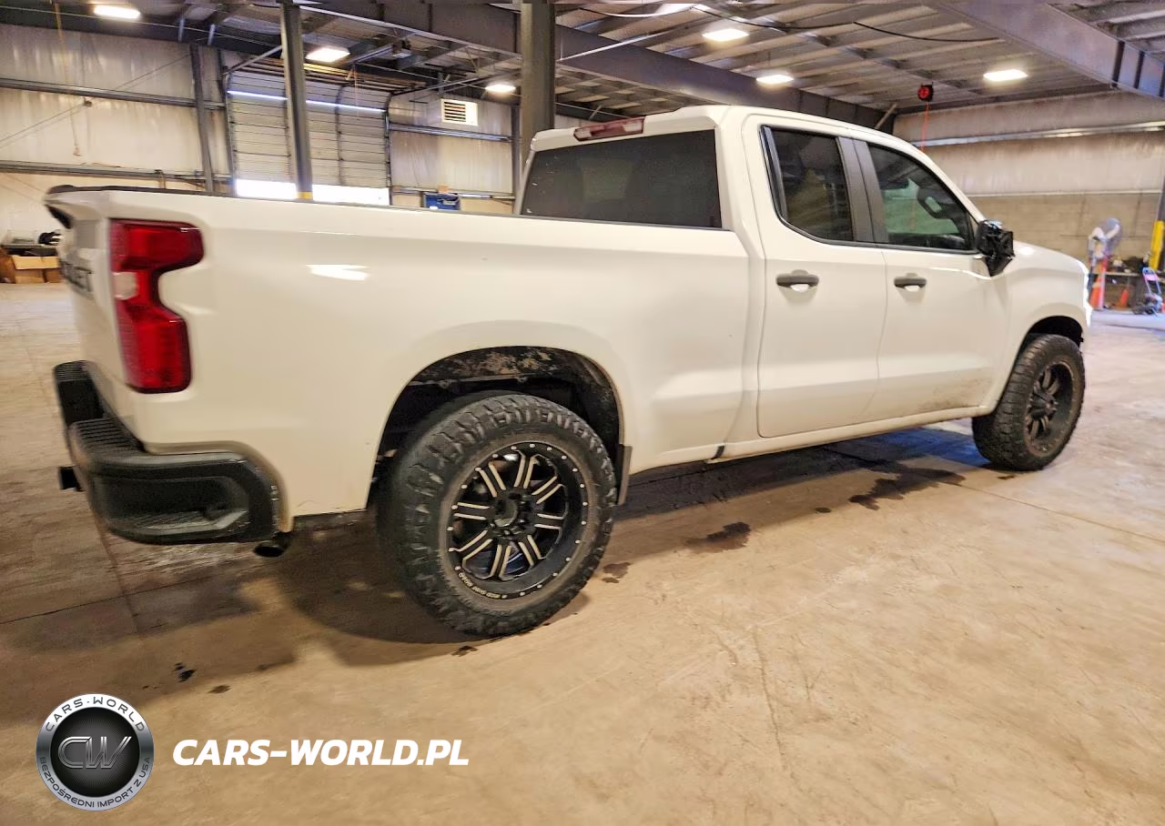 2020 Chevrolet Silverado C1500 VIN:1GCRWAEH5LZ262462 - 3