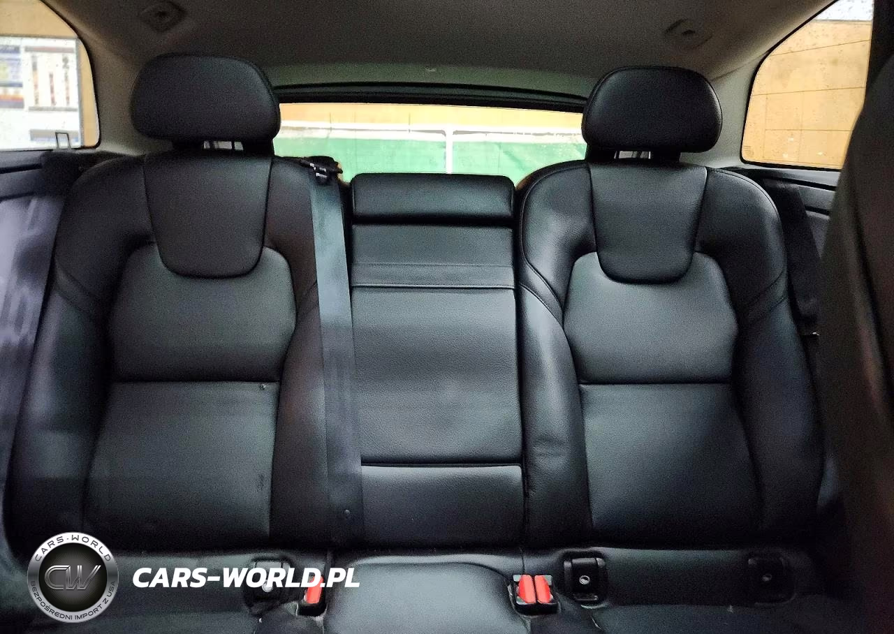 2018 Volvo Xc60 T6 Momentum VIN:YV4A22RK7J1004568 - 10