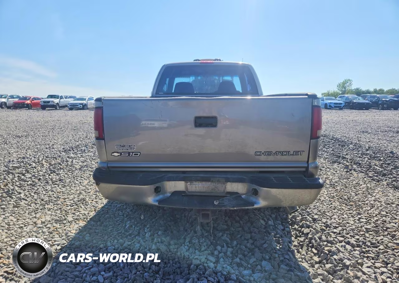 2001 Chevrolet S Truck S10 VIN:1GCDT19W118158453 - 6