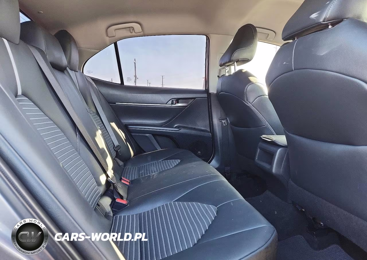 2019 Toyota Camry Se VIN:4T1B11HK5KU827193 - 10