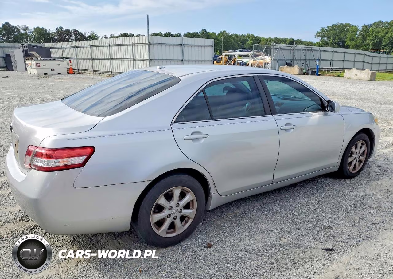2011 Toyota Camry Le VIN:4T1BF3EK6BU623813 - 3