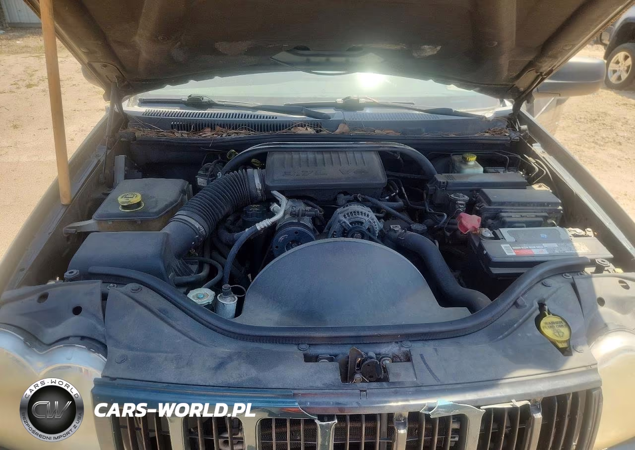 2005 Jeep Grand Cherokee Laredo VIN:1J4GS48K45C666879 - 12