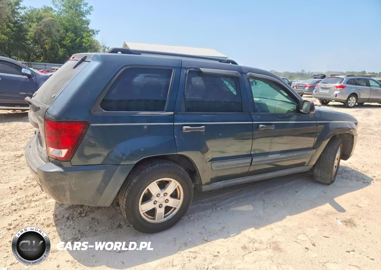 2005 Jeep Grand Cherokee Laredo VIN:1J4GS48K45C666879 - 3