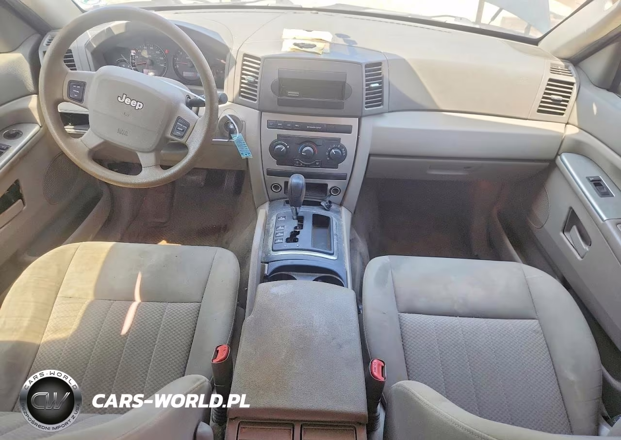 2005 Jeep Grand Cherokee Laredo VIN:1J4GS48K45C666879 - 8