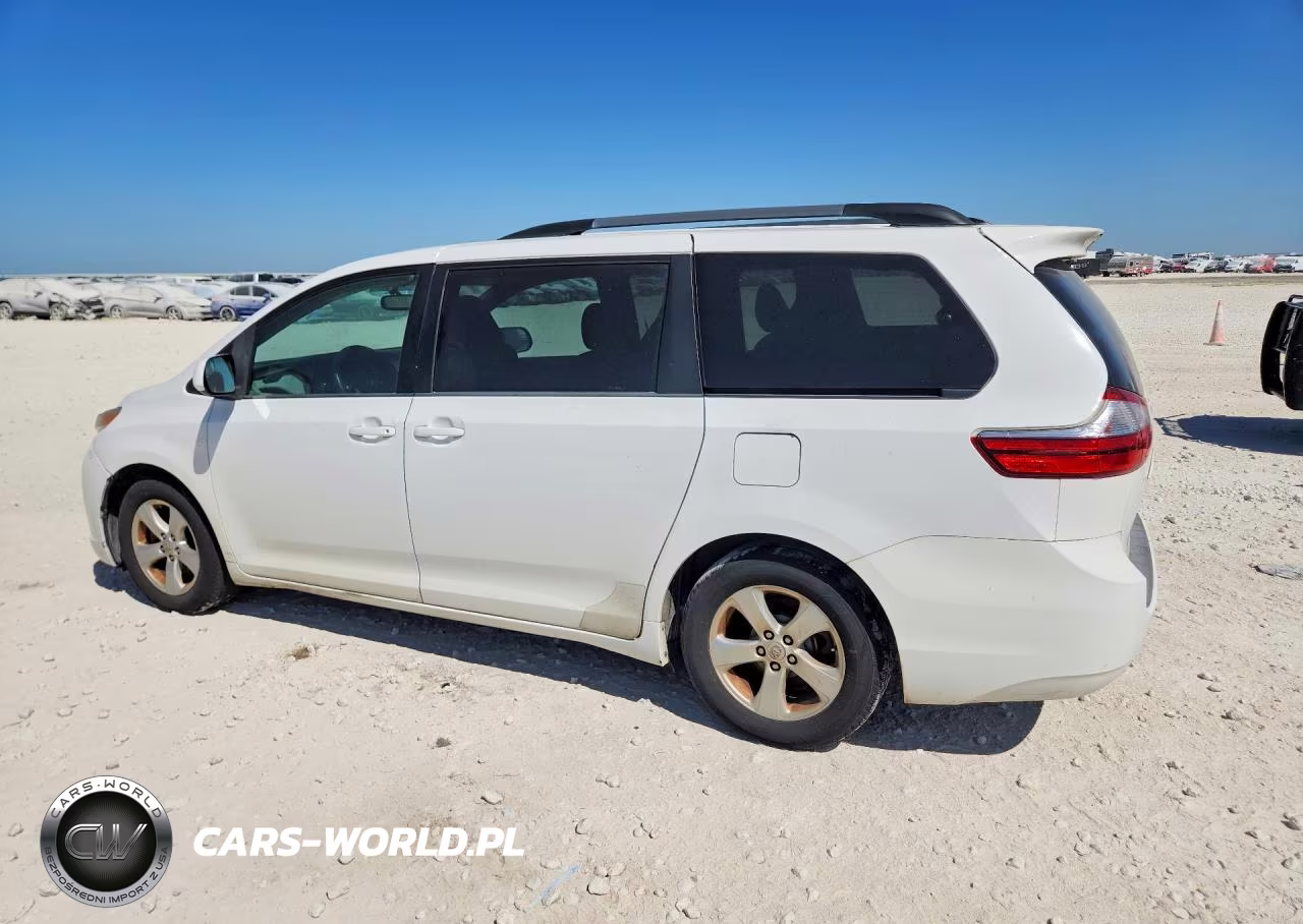 2015 Toyota Sienna Le VIN:5TDKK3DC8FS560511 - 2