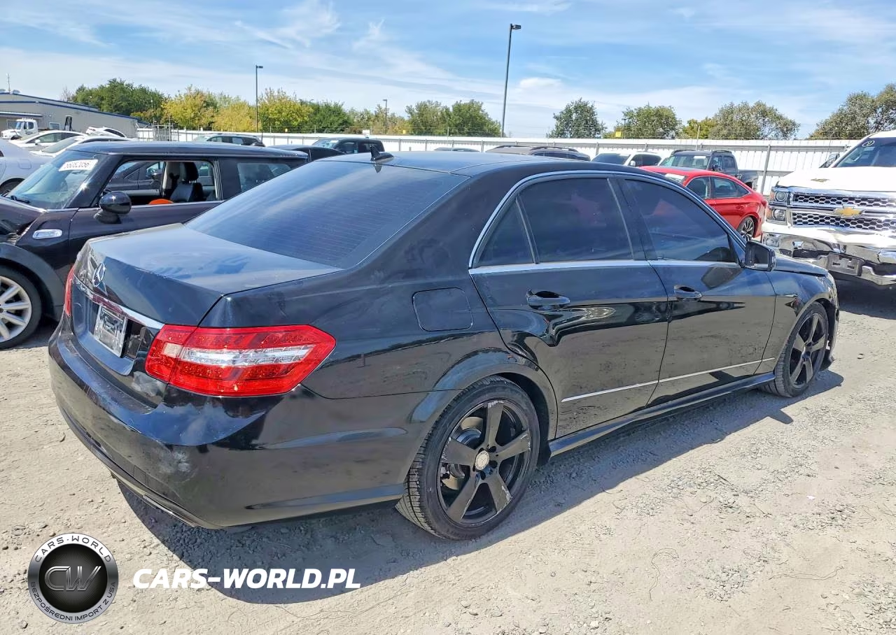 2010 Mercedes-Benz E 350 VIN:WDDHF5GB0AA020322 - 3