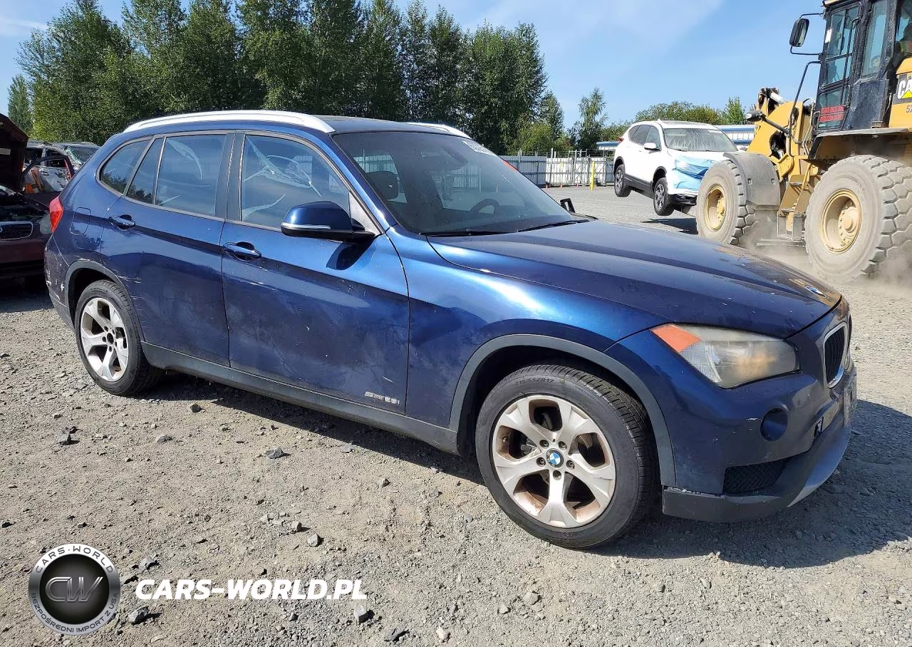 2013 BMW X1 Sdrive28I VIN:WBAVM1C54DVW44453 - 4