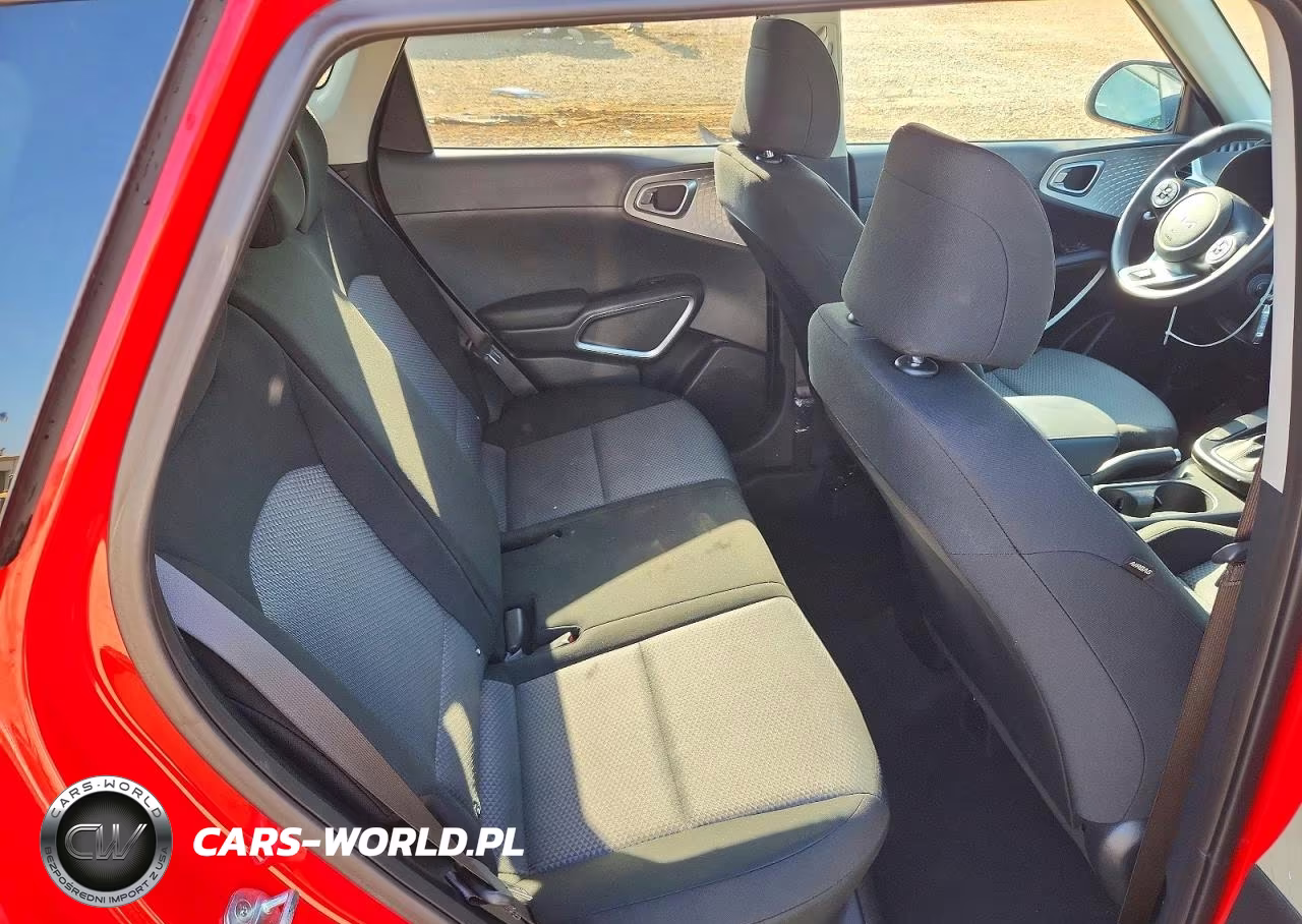 2022 Kia Soul Lx VIN:KNDJ23AU8N7172972 - 11