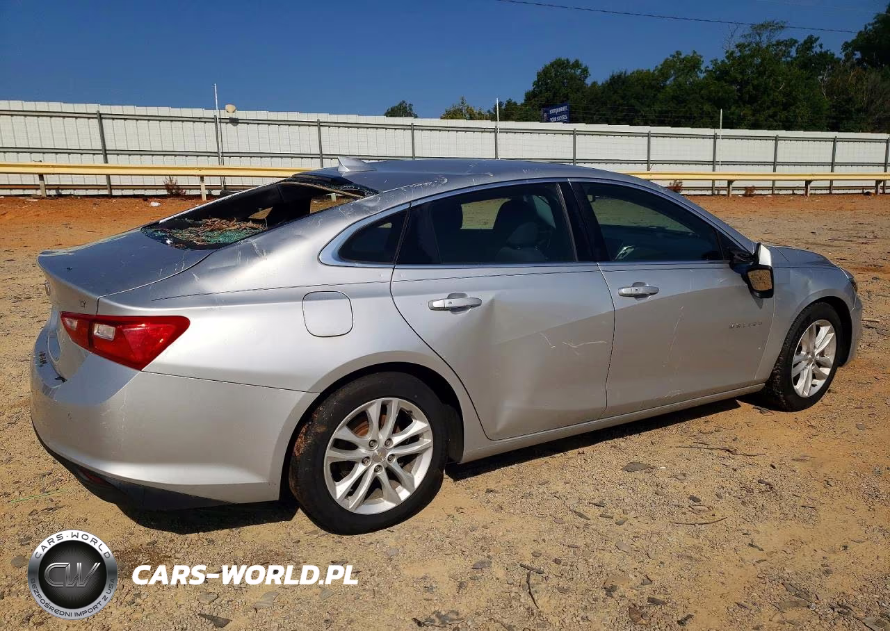 2017 Chevrolet Malibu Lt VIN:1G1ZE5ST3HF147511 - 3