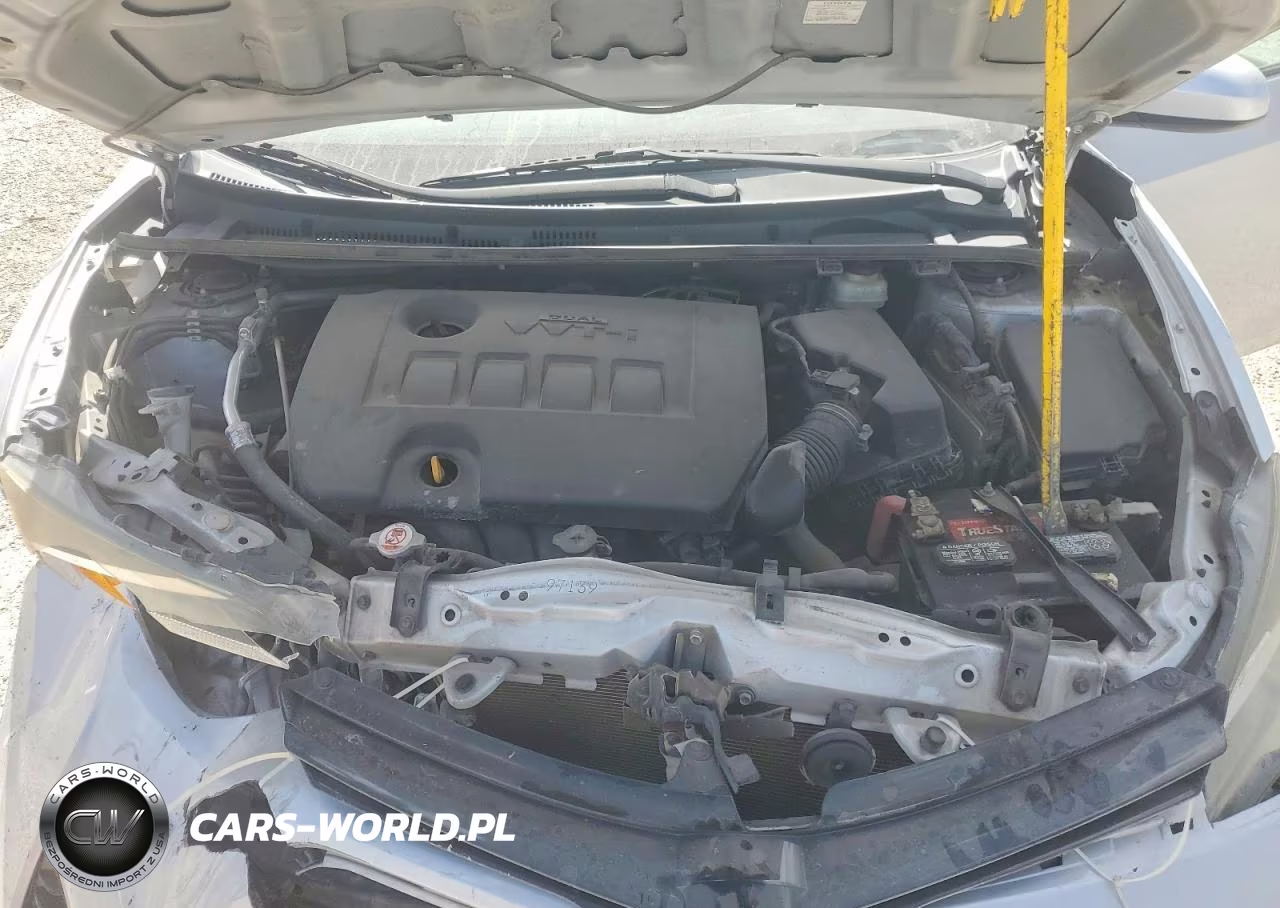 2018 Toyota Corolla Le VIN:2T1BURHE4JC068956 - 11