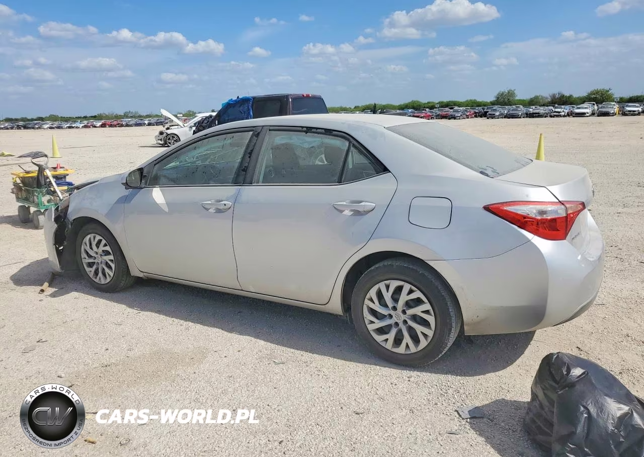 2018 Toyota Corolla Le VIN:2T1BURHE4JC068956 - 2