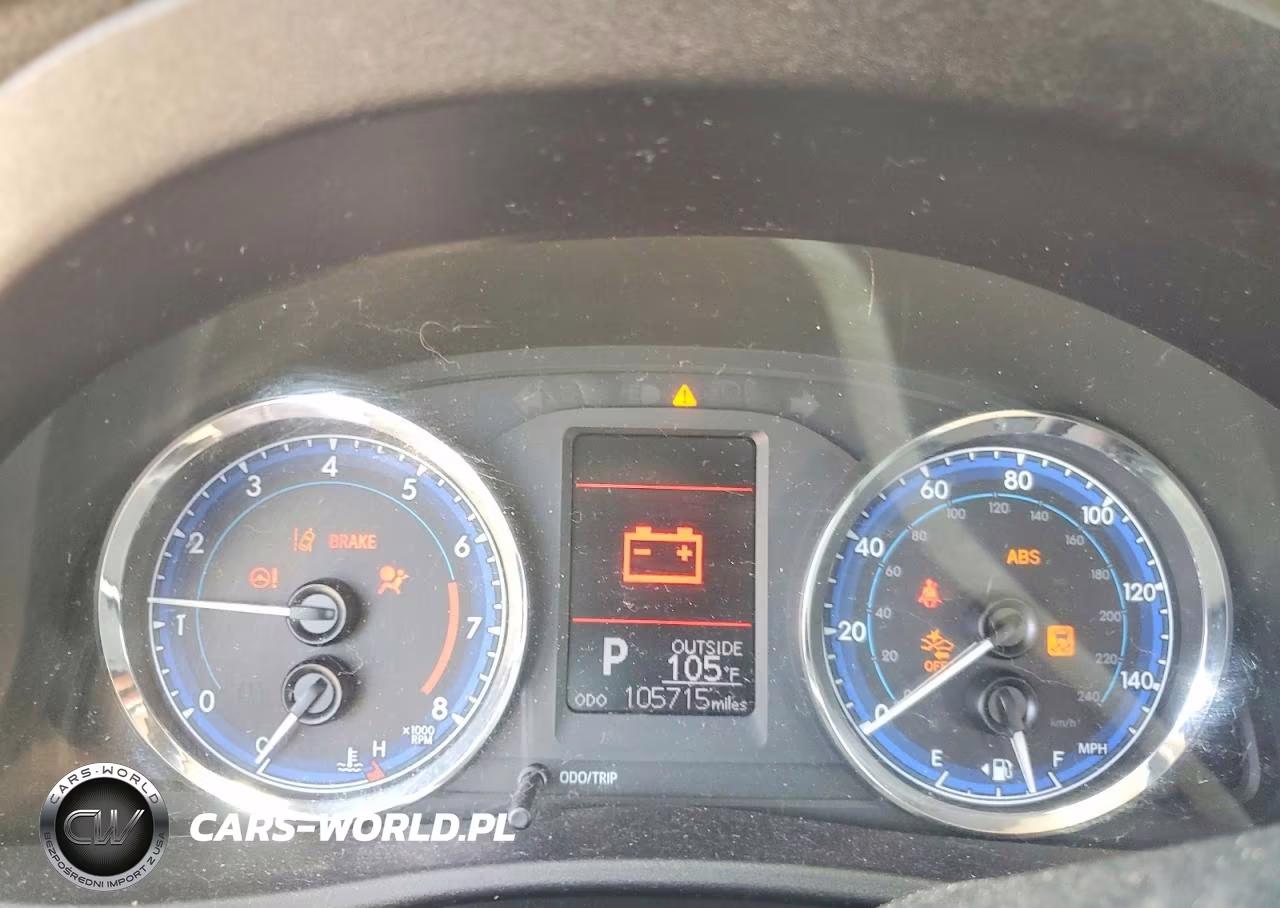 2018 Toyota Corolla Le VIN:2T1BURHE4JC068956 - 9