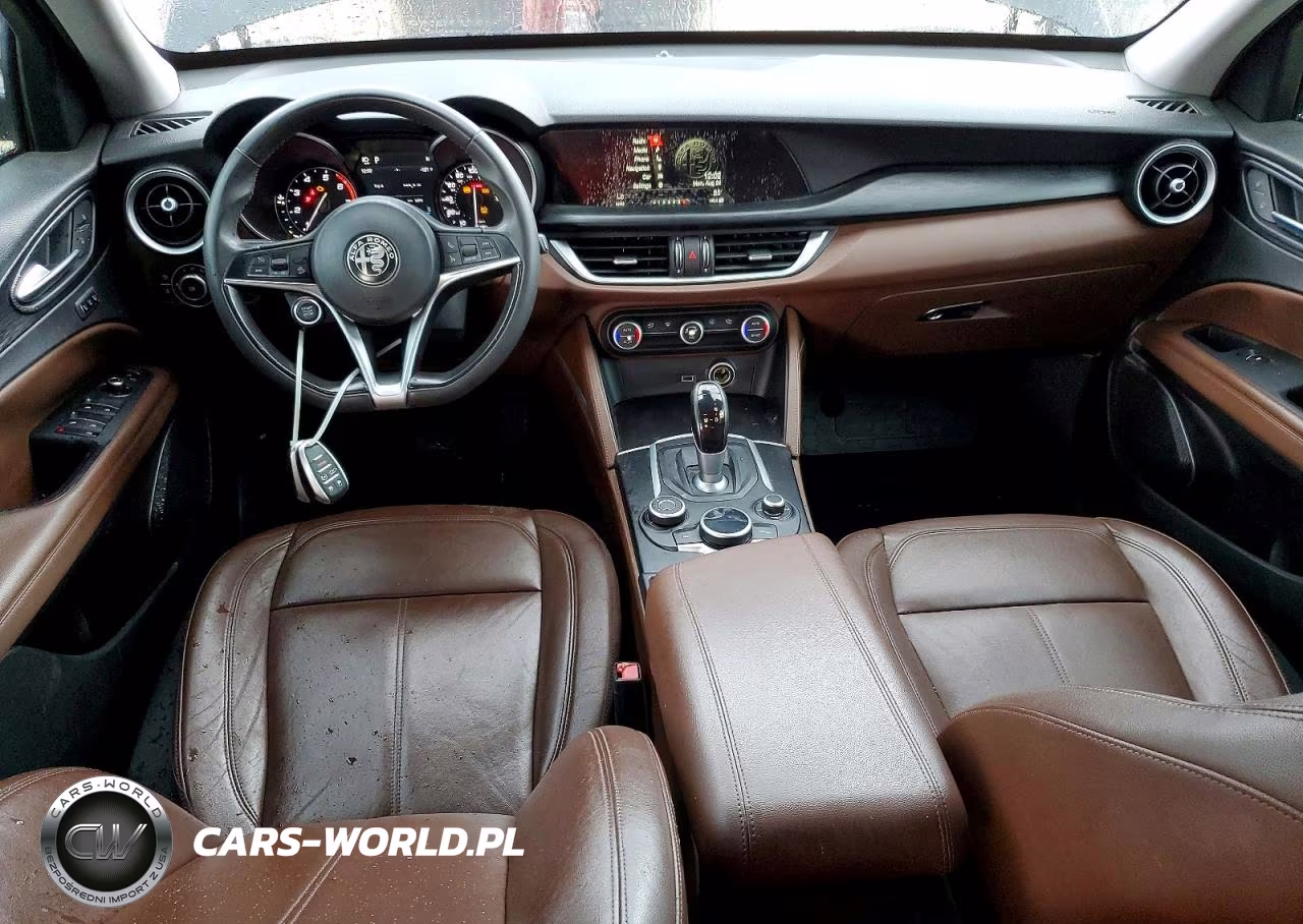 2018 Alfa Romeo Stelvio VIN:ZASFAKAN7J7B87945 - 8