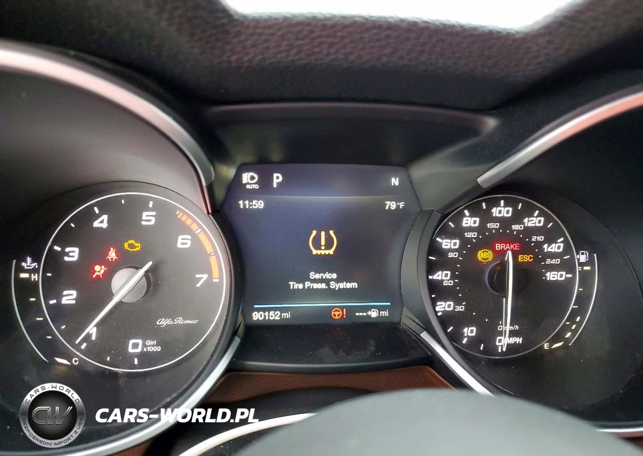 2018 Alfa Romeo Stelvio VIN:ZASFAKAN7J7B87945 - 9