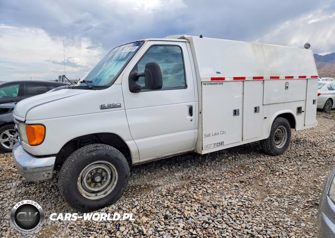 2007 Ford Econoline E350 Super Duty Cutaway Van