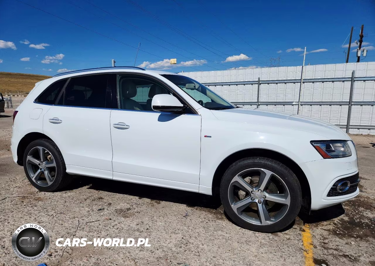2016 Audi Q5 Premium Plus S-Line VIN:WA1D7AFP1GA150656 - 4