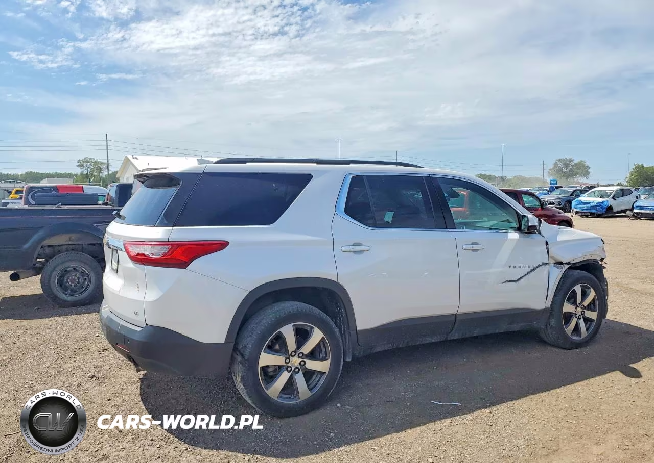 2019 Chevrolet Traverse Lt VIN:1GNEVHKW8KJ271870 - 3