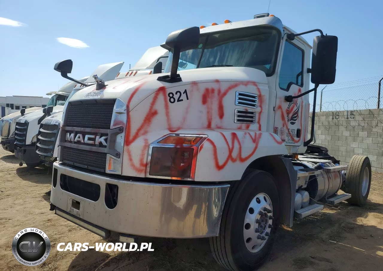2019 Mack Anthem Semi Truck