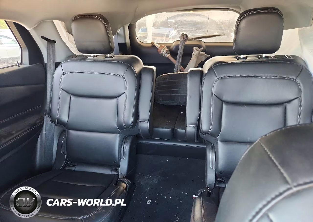 2022 Ford Explorer Xlt VIN:1FMSK8DH9NGA76408 - 10