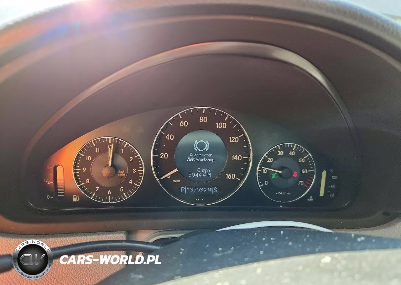 2006 Mercedes-Benz Clk 350 VIN:WDBTJ56J06F179779 - 9
