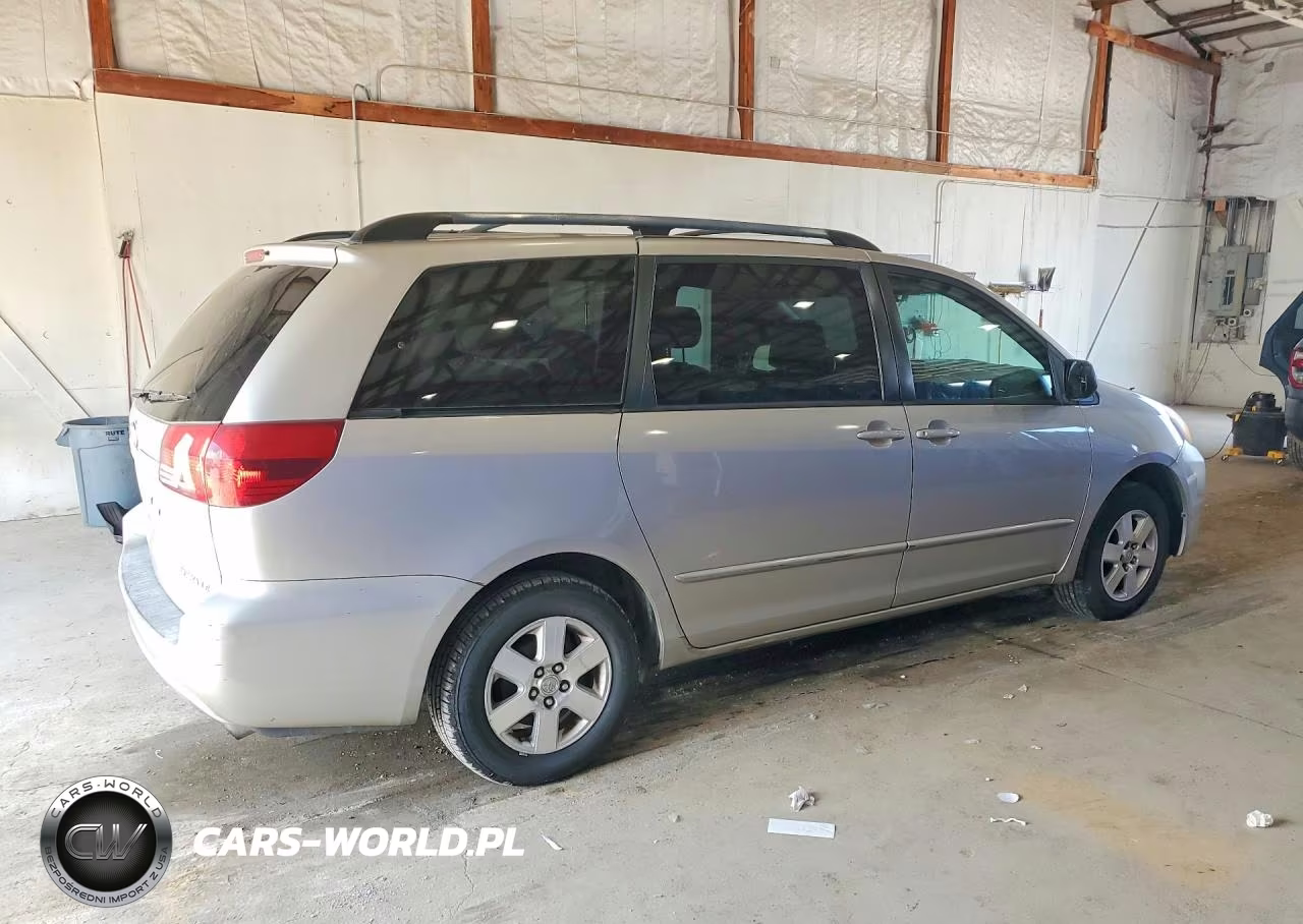 2005 Toyota Sienna Le 7 Passenger VIN:5TDZA23C55S315337 - 3